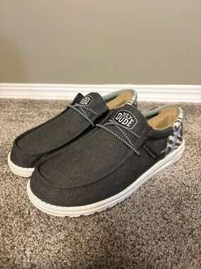 NWT Hey Dude Men's Slip-On Loafers in Charcoal with Camo Heel